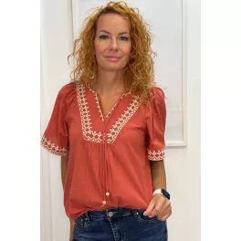 Maeve téglavörös blúz